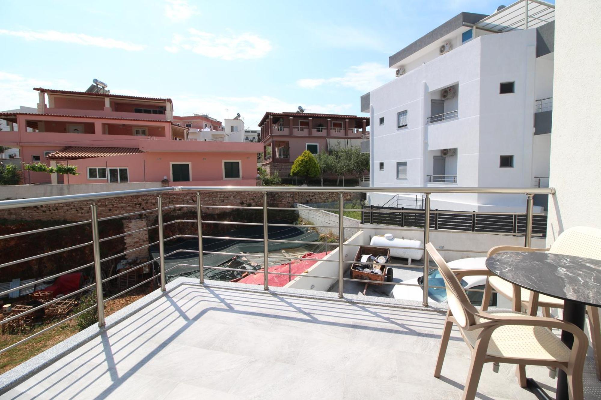 Moonshine Apartment Ksamil